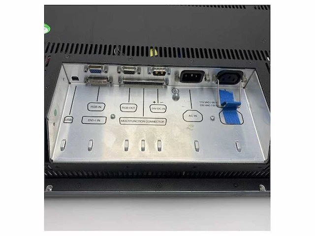 Used hemsel alphatron jh 26t11 26 inch multifunctional marine display - afbeelding 4 van  9
