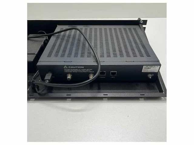 Used idirect evolution x5 dvb-s2 remote satellite router-k0000066-0003 - afbeelding 1 van  6