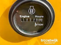 Utility tractor - afbeelding 3 van  12