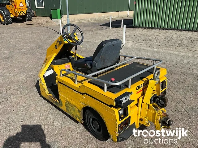 Utility tractor - afbeelding 10 van  12