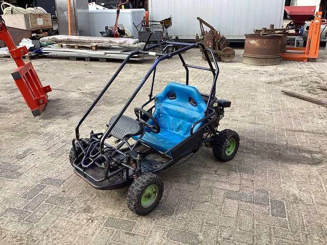 Utv - afbeelding 1 van  8