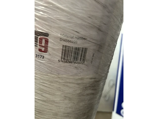 Uv-gevelbescherm-membraan rol 1,5x50m dupont tyvek 2524b uv facade - afbeelding 4 van  5