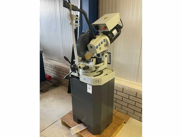 Uwm - 315 - mitre sawing machine - afbeelding 2 van  6