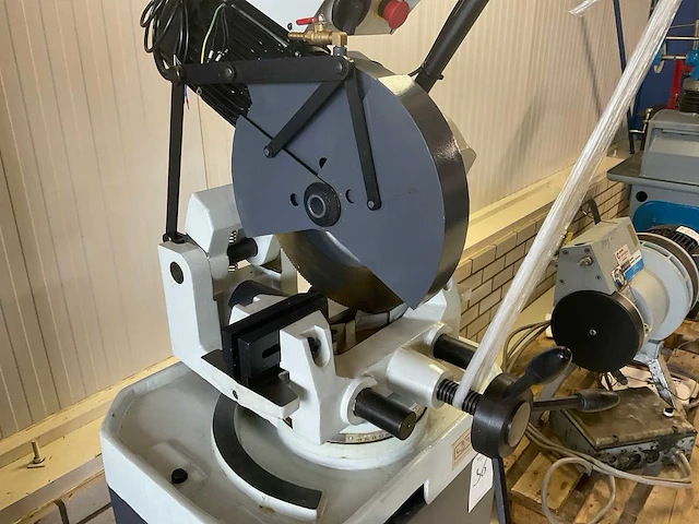 Uwm - 315 - mitre sawing machine - afbeelding 4 van  6