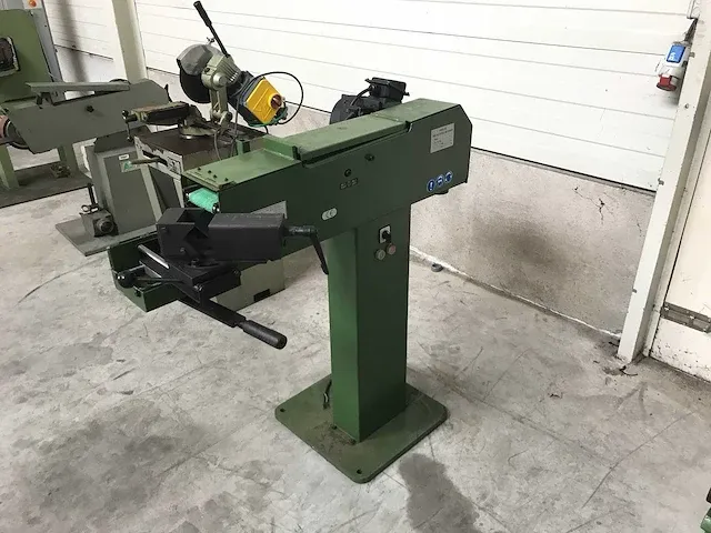 Uwm - prs-76 - diverse slijpmachines - 2008 - afbeelding 1 van  7