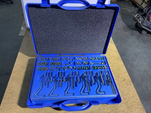 V-coil helicoil set - afbeelding 1 van  6