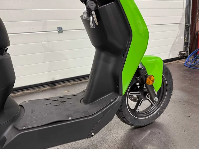 V moto super soco cux e-scooter - afbeelding 14 van  20
