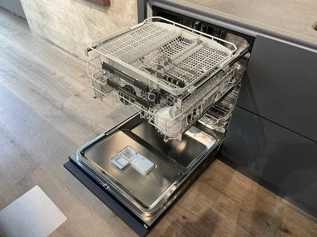 V-zug - adoradish v6000 oplift - vaatwasser (c) - afbeelding 2 van  3