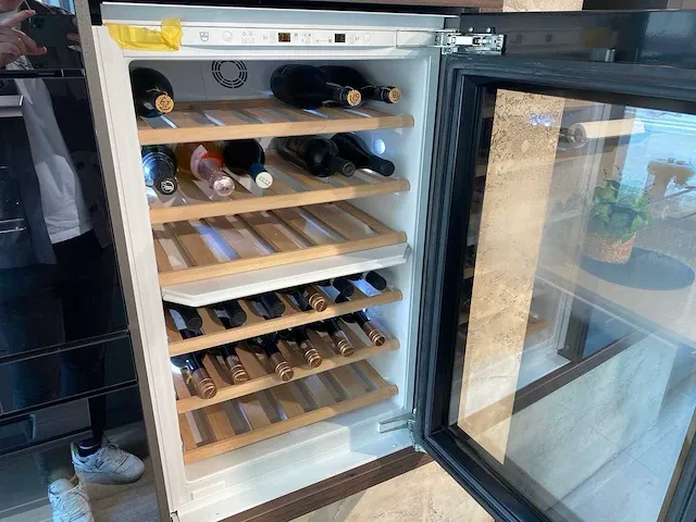 V-zug - wincecooler v4000 90 - wijnklimaatkast (c) - afbeelding 3 van  4