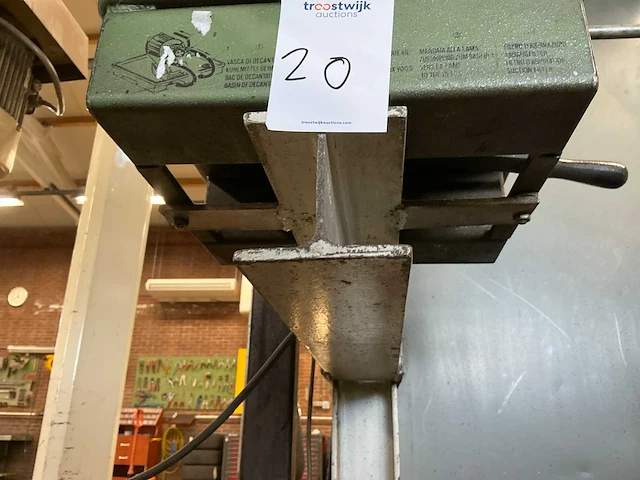 V220 afkortcirkelzaagmachine - afbeelding 9 van  9