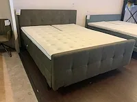 V2800 elektrische boxspring 210x180