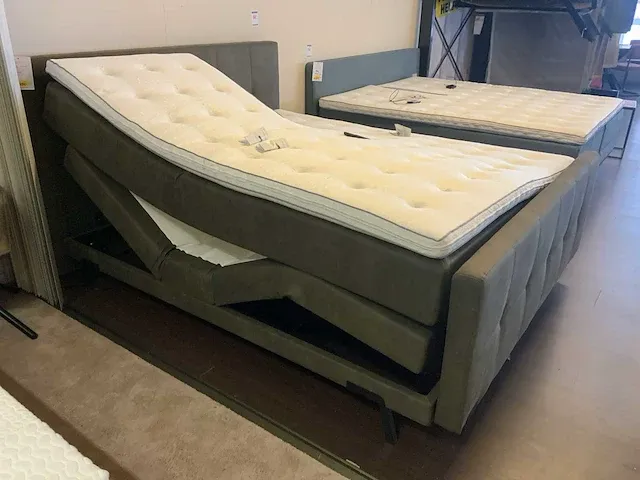 V2800 elektrische boxspring 210x180 - afbeelding 6 van  7