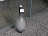 Vaas hoogte 67 cm - afbeelding 1 van  2