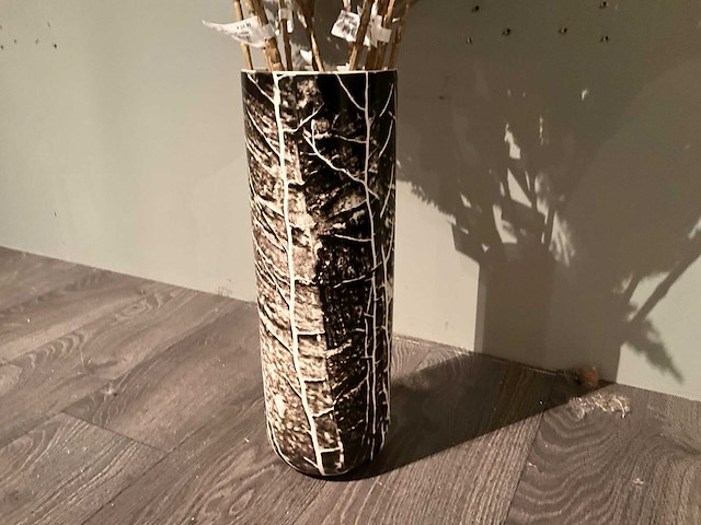 Vaas met decoratie - afbeelding 5 van  5