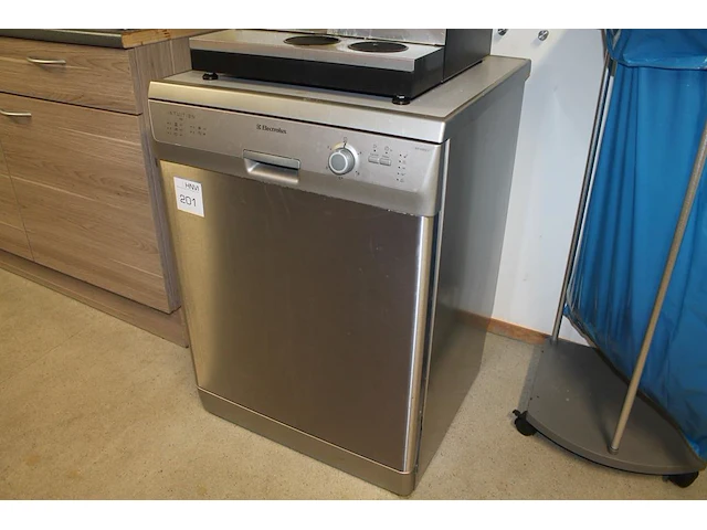 Vaatwasmachine electrolux esf 63020 x. - afbeelding 1 van  2