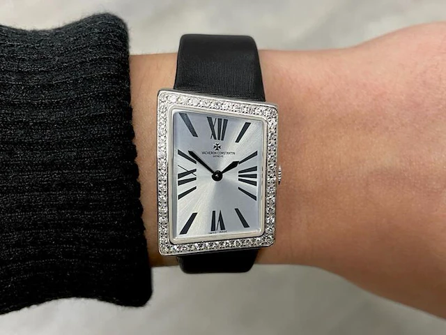Vacheron constantin - 1972 assymetrisch horloge met diamanten - afbeelding 8 van  11