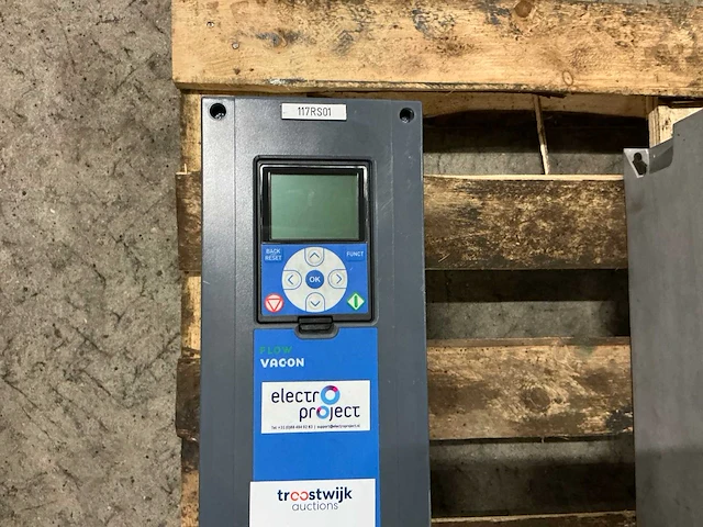 Vacon - flow 0100 - frequentieregelaar 15kw - afbeelding 2 van  3