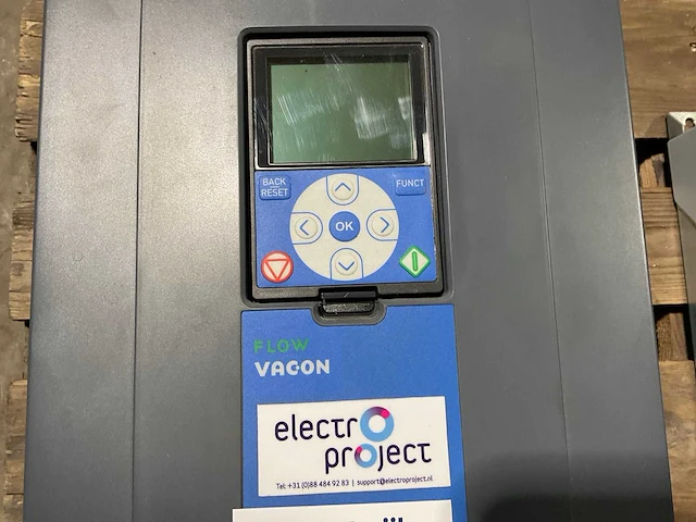 Vacon flow 0100-3l-0072-5 frequentieregelaar - afbeelding 2 van  3