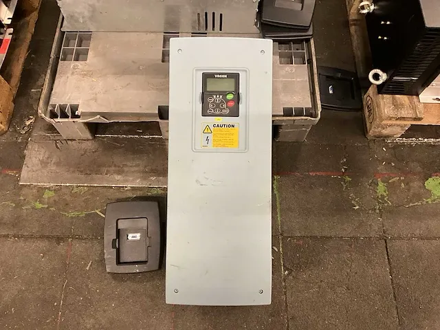 Vacon nxs00725 frequentieregelaar - afbeelding 2 van  5