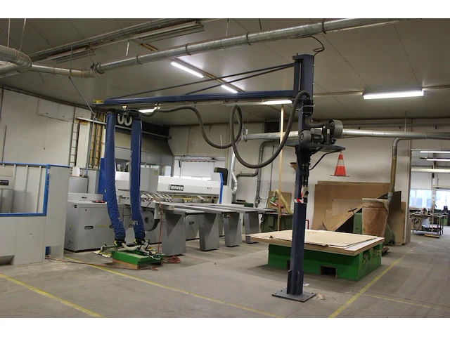 Vacuumheffer tawi vacueasylift model 2160 aan draaibare pilaar. maximale heflast 120 kg. machinenummer 1357... - afbeelding 1 van  5