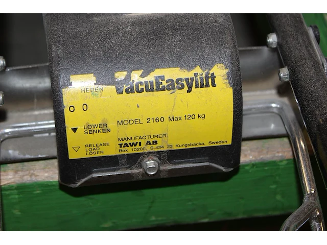 Vacuumheffer tawi vacueasylift model 2160 aan draaibare pilaar. maximale heflast 120 kg. machinenummer 1357... - afbeelding 5 van  5
