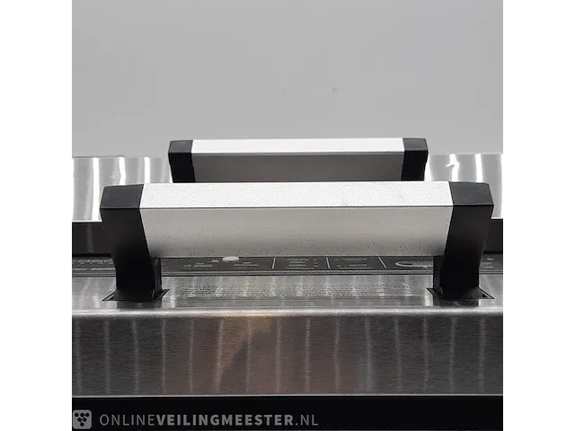 Vacuümmachine coso design, fastvac 4000 - afbeelding 16 van  18