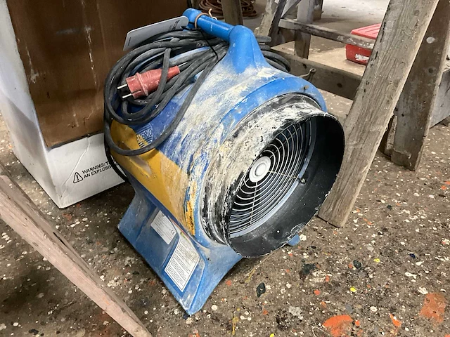 Vaf-3000 ventilator - afbeelding 2 van  3