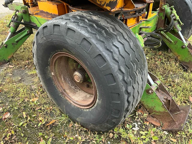 Vaia car 12r banden (aftakas)graafmachine - afbeelding 15 van  32