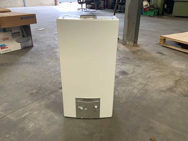 Vaillant turbomag 11-2/0 l r1 cv-installatie - afbeelding 1 van  6