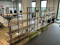 Vakkenkast met inhoud (3x) - afbeelding 1 van  18