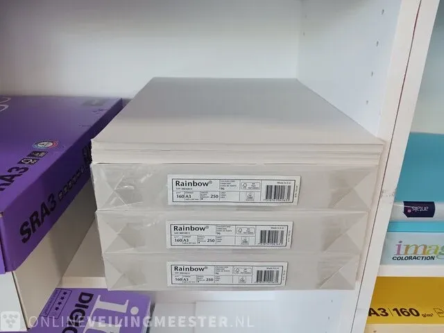 Vakkenkast met inhoud - afbeelding 17 van  54