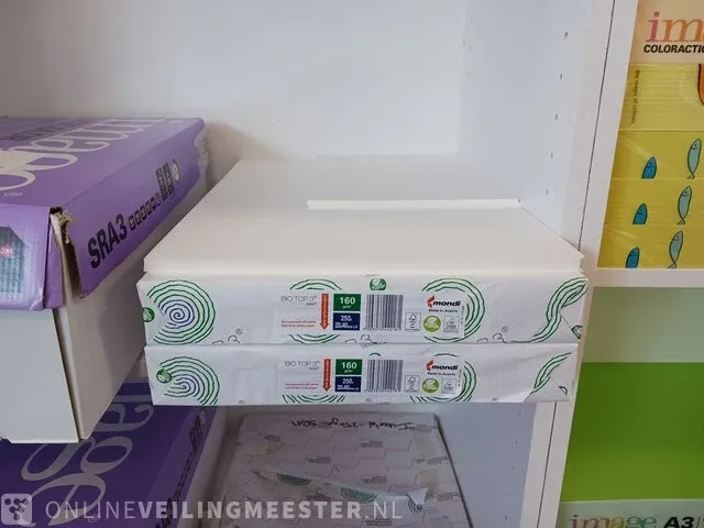 Vakkenkast met inhoud - afbeelding 20 van  54