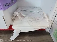 Vakkenkast met inhoud - afbeelding 22 van  54