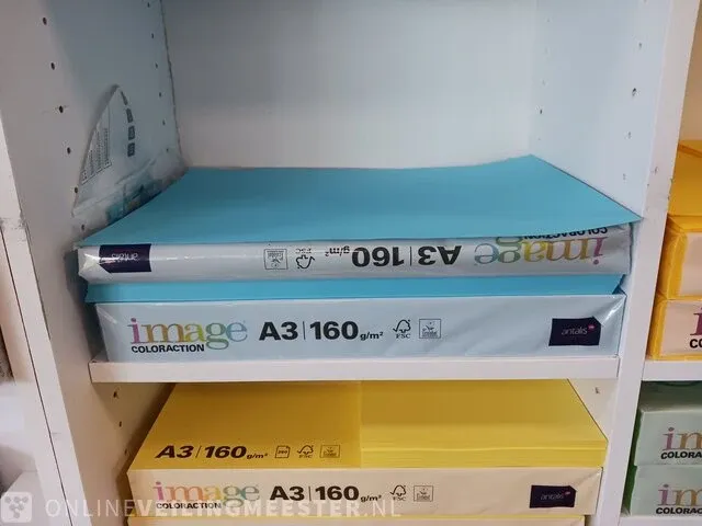 Vakkenkast met inhoud - afbeelding 32 van  54