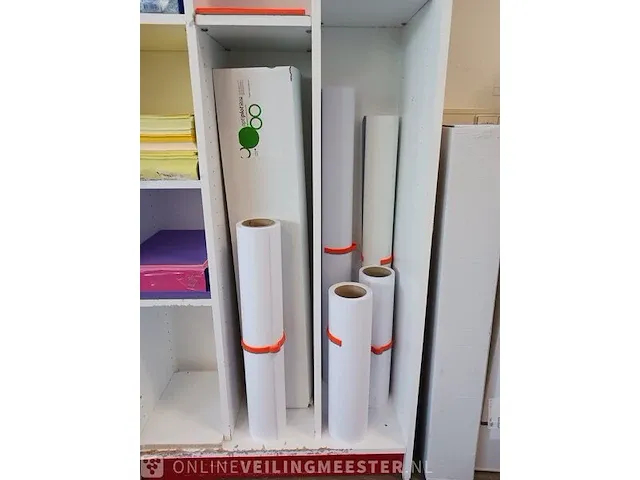 Vakkenkast met inhoud - afbeelding 49 van  54