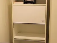 Vakkenkast met opklapbare deuren. afmeting 80 x 50 cm. hoogte 175 cm. - afbeelding 2 van  3