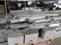 Valbeveiligingsmaterialen alprokon w.o. steunen en railing. - afbeelding 2 van  2