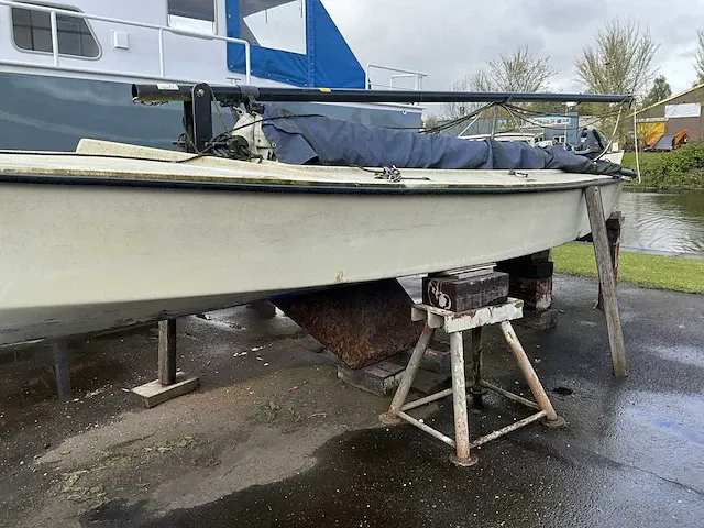 Valk 680 open zeilboot - afbeelding 2 van  11