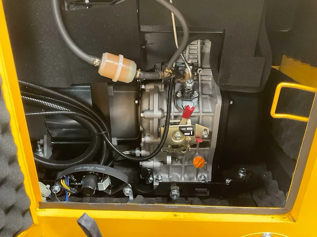 Valkenpower dg11000se3 stroomgenerator - afbeelding 7 van  10