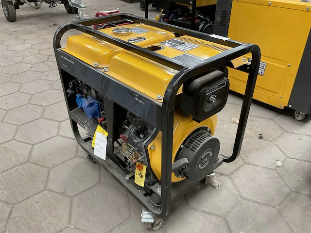 Valkenpower dg6000e stroomgenerator - afbeelding 3 van  9