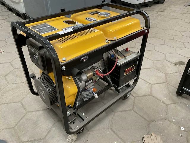 Valkenpower dg6000e stroomgenerator - afbeelding 4 van  9