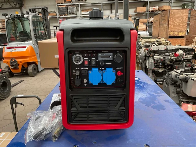 Valkenpower emi4800 stroomgenerator - afbeelding 2 van  7