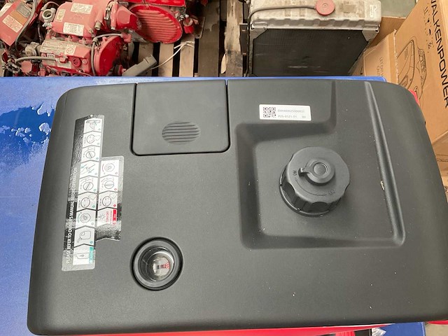 Valkenpower emi4800 stroomgenerator - afbeelding 6 van  7