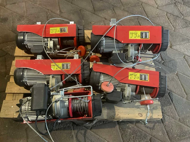 Valkenpower hco 990e elektrische takel 990kg. (6x) - afbeelding 1 van  11