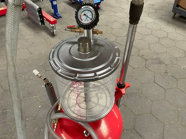Valkenpower pneumatic oil extractor - afbeelding 4 van  4