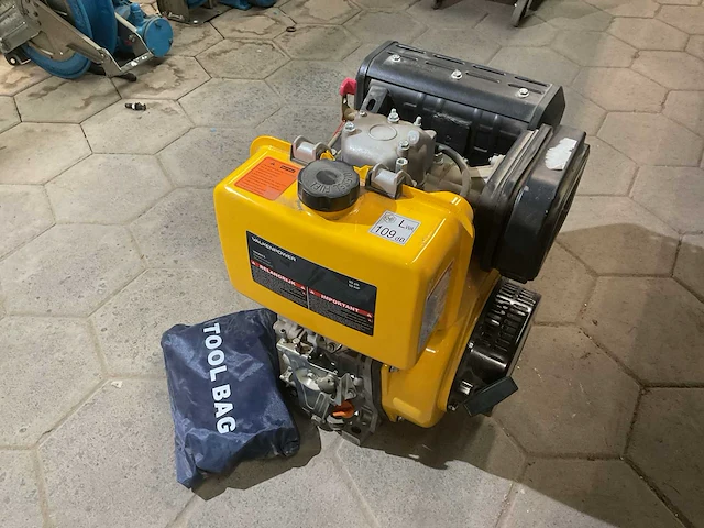 Valkenpower ym186fe dieselmotor - afbeelding 1 van  6