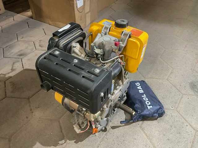 Valkenpower ym186fe dieselmotor - afbeelding 3 van  6