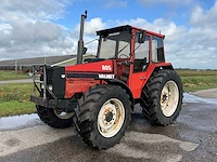 Valmet 805 vierwielaangedreven landbouwtractor - afbeelding 1 van  33