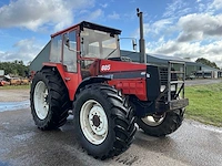 Valmet 805 vierwielaangedreven landbouwtractor - afbeelding 28 van  33