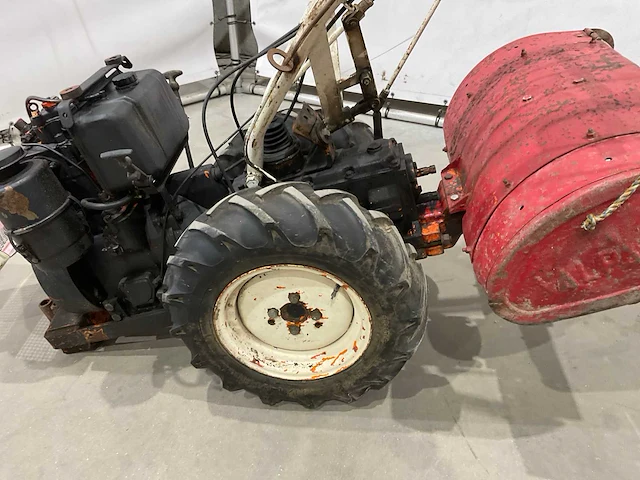 Valpadana tweewielige tractor met freesbak - afbeelding 10 van  11